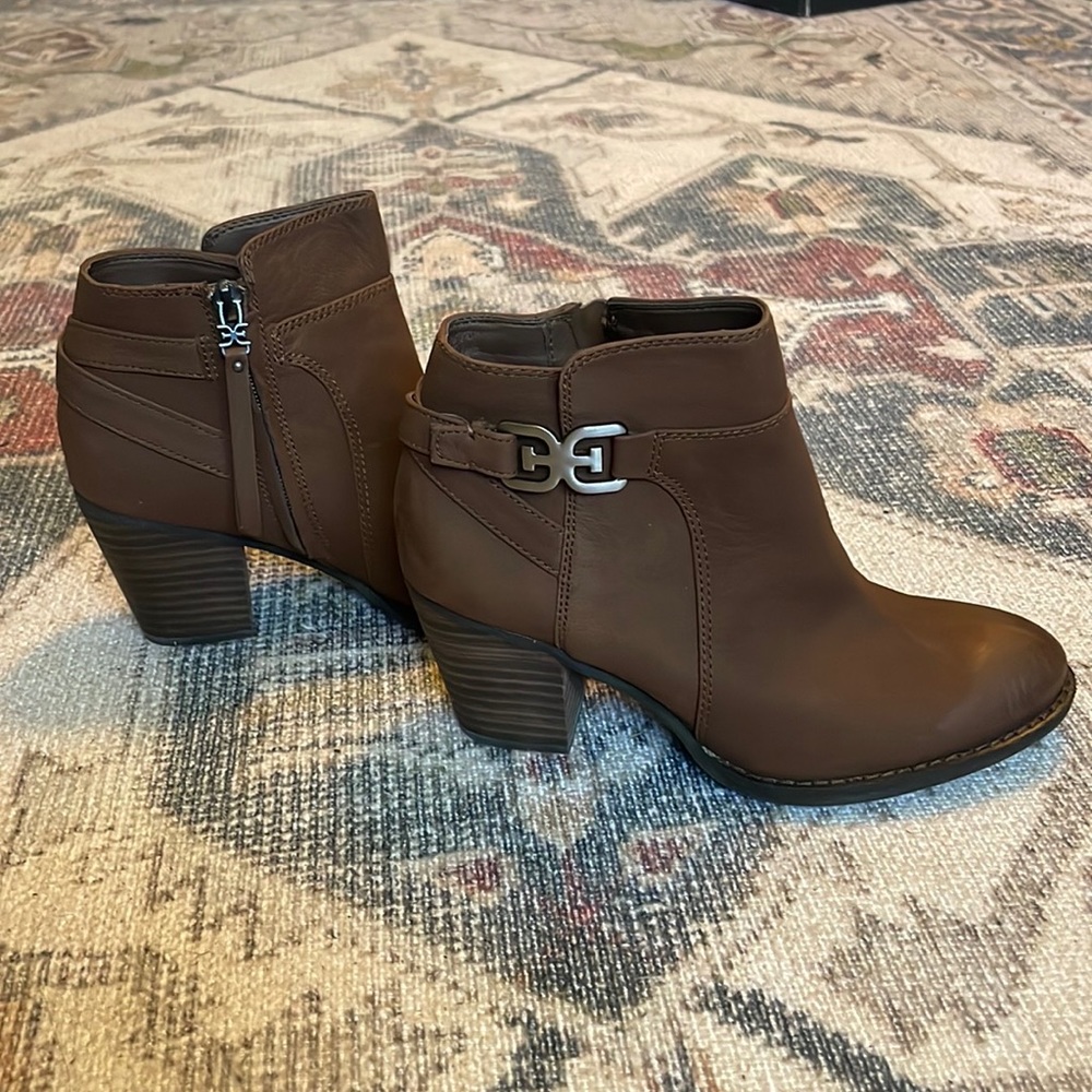 Brand New Sam Edelman Women's Nut Brown Morgon Leather Ankle Booties- Size 6